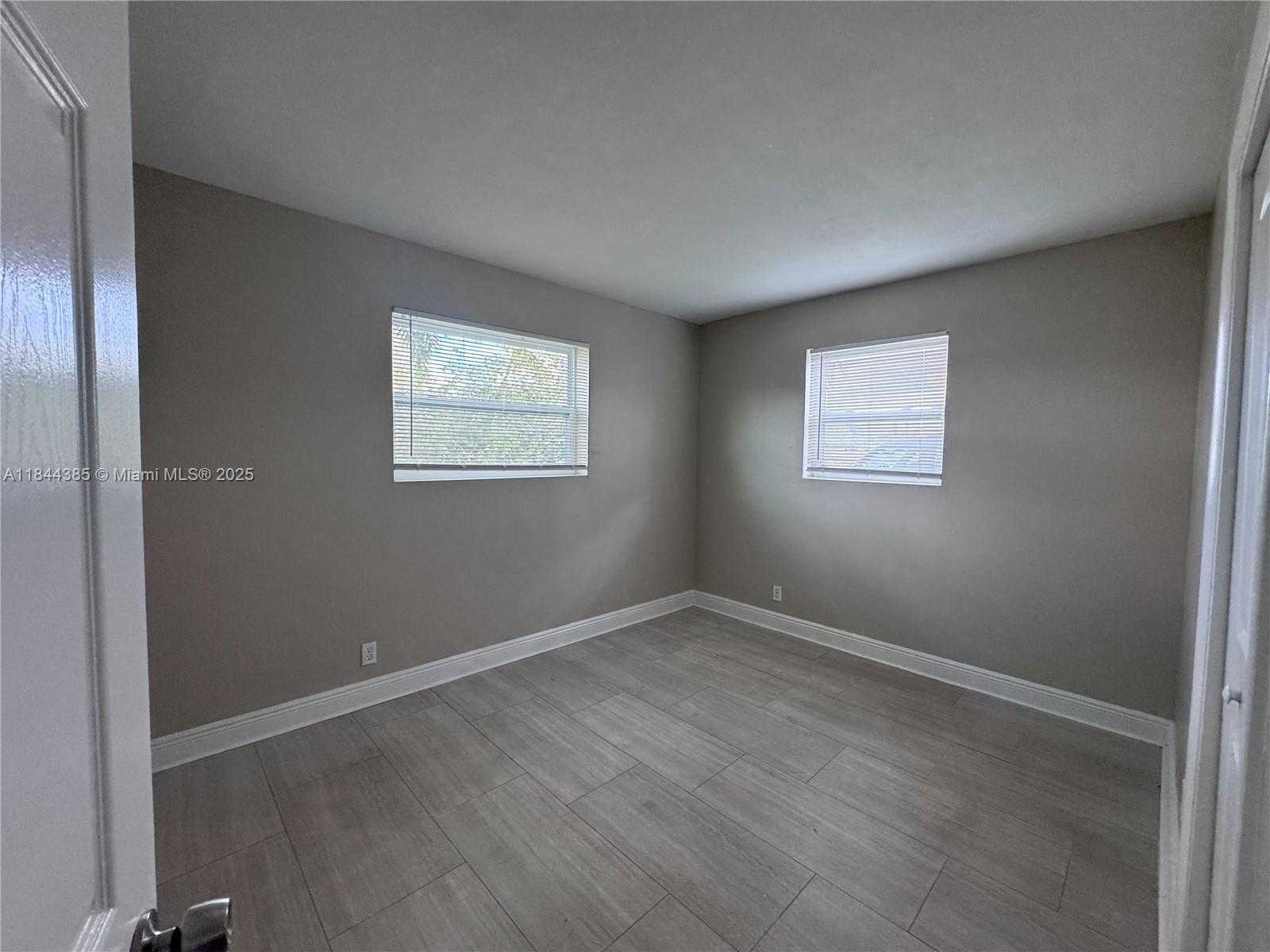 Small Image of 601 NORTH WEST 65TH AVE, Margate Number 4