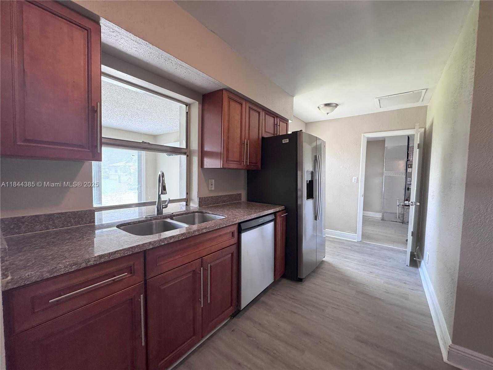 Small Image of 601 NORTH WEST 65TH AVE, Margate Number 7
