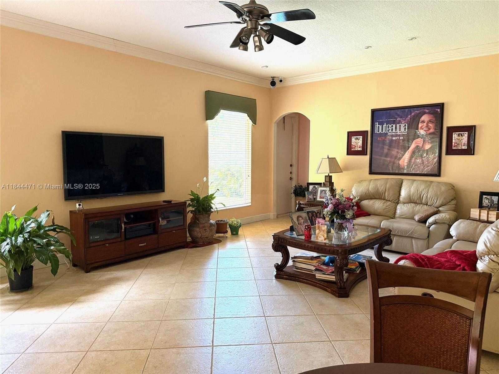 Small Image of 3881 SOUTH WEST 144TH TER, Miramar Number 15