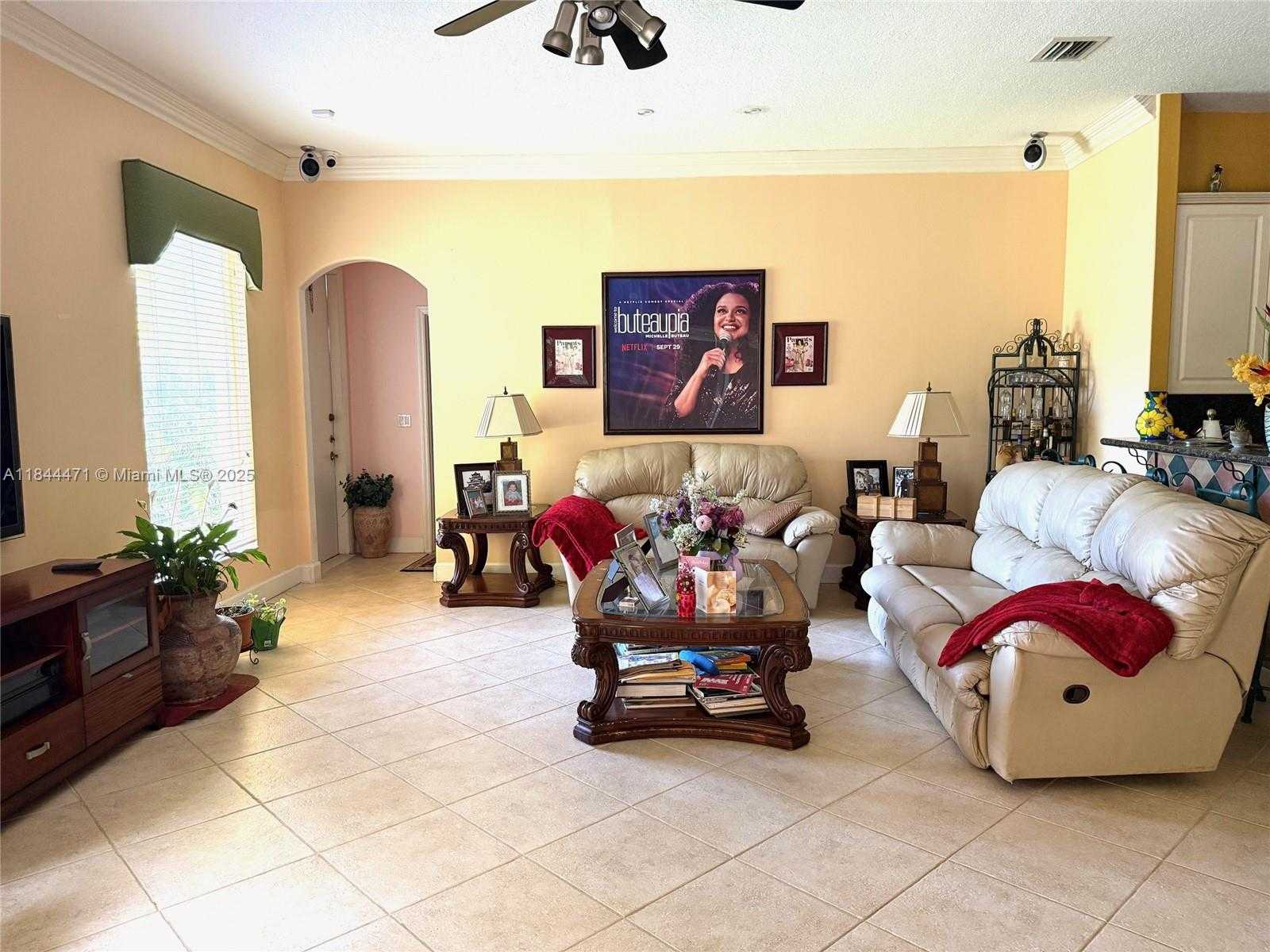 Small Image of 3881 SOUTH WEST 144TH TER, Miramar Number 16