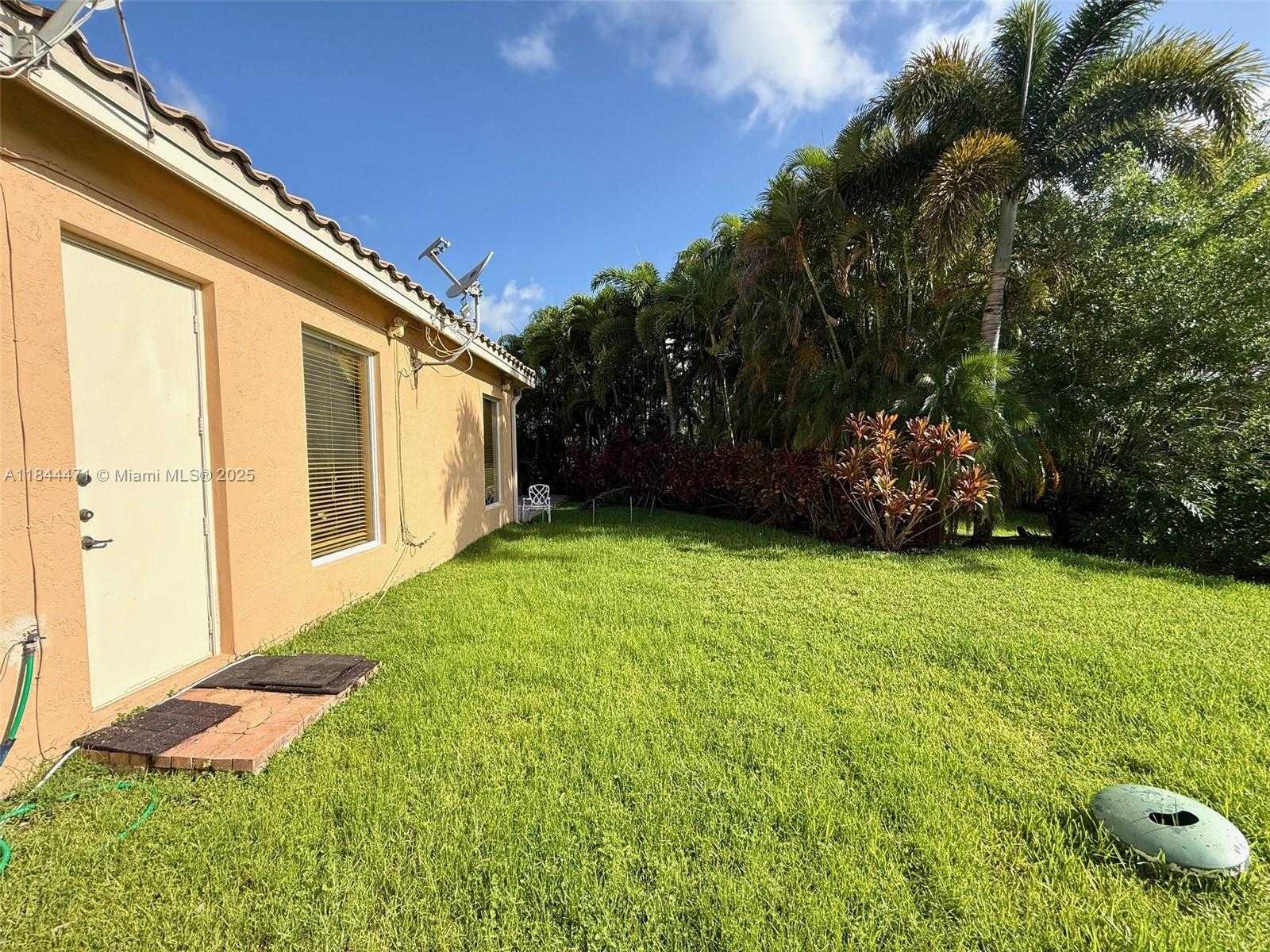 Small Image of 3881 SOUTH WEST 144TH TER, Miramar Number 41