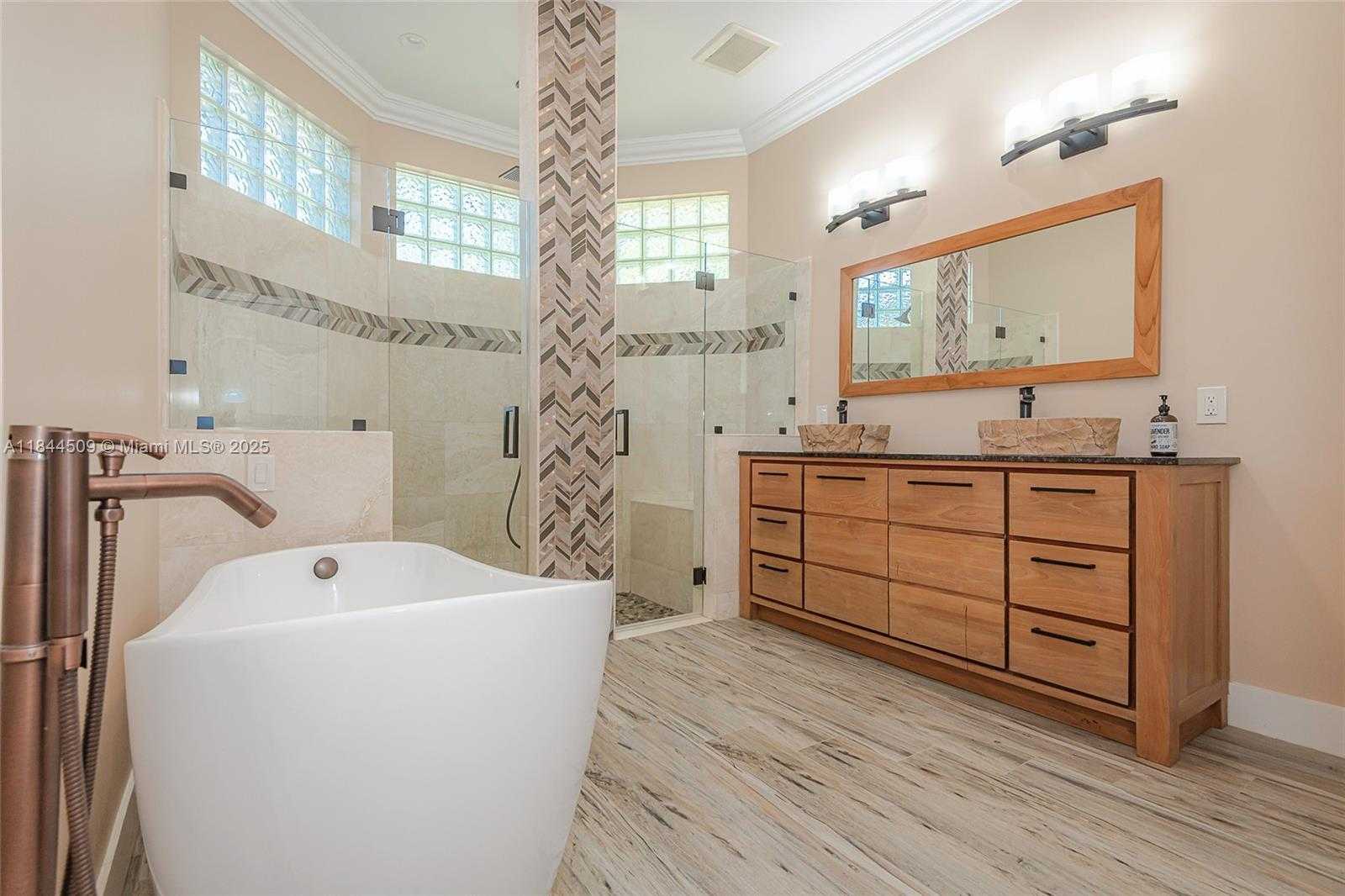 Small Image of 2021 SOUTH WEST 176TH AVE, Miramar Number 21