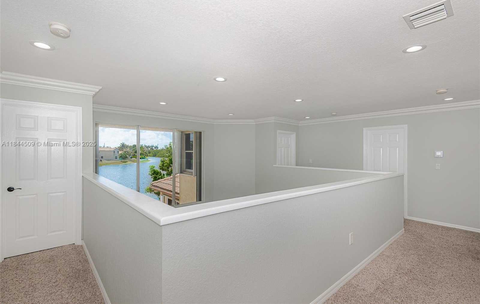 Small Image of 2021 SOUTH WEST 176TH AVE, Miramar Number 23