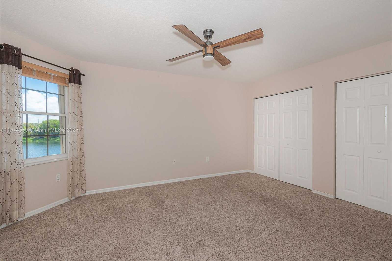 Small Image of 2021 SOUTH WEST 176TH AVE, Miramar Number 25