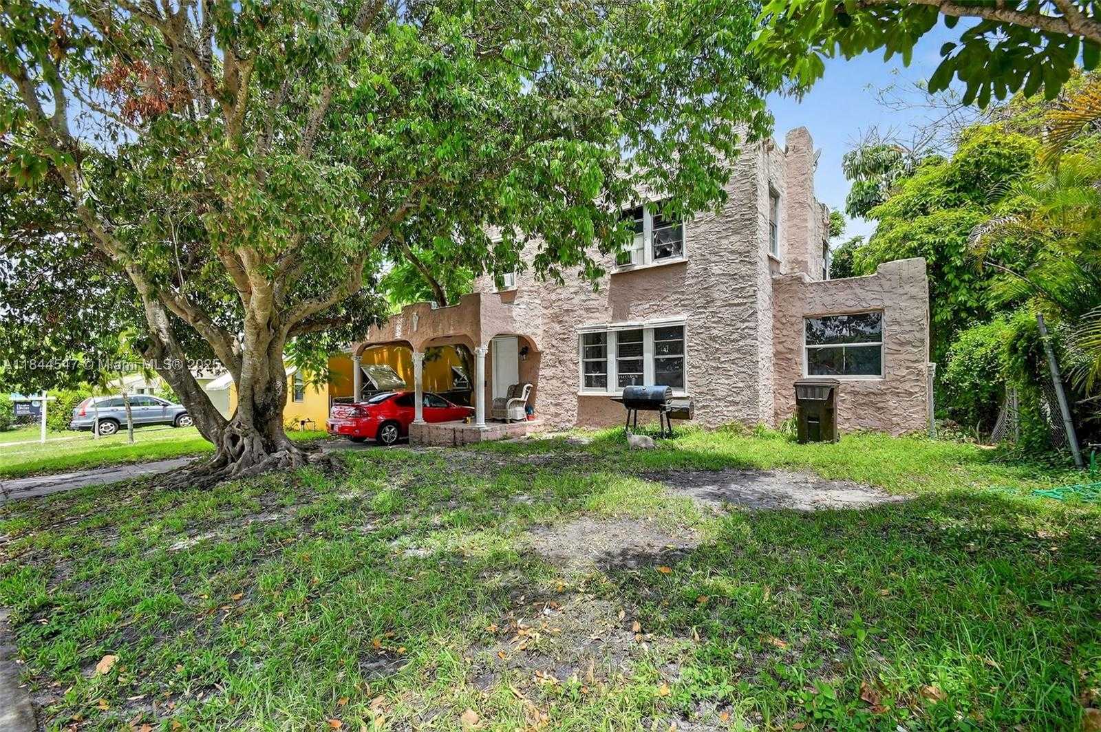 Small Image of 919 32ND ST, West Palm Beach Number 1