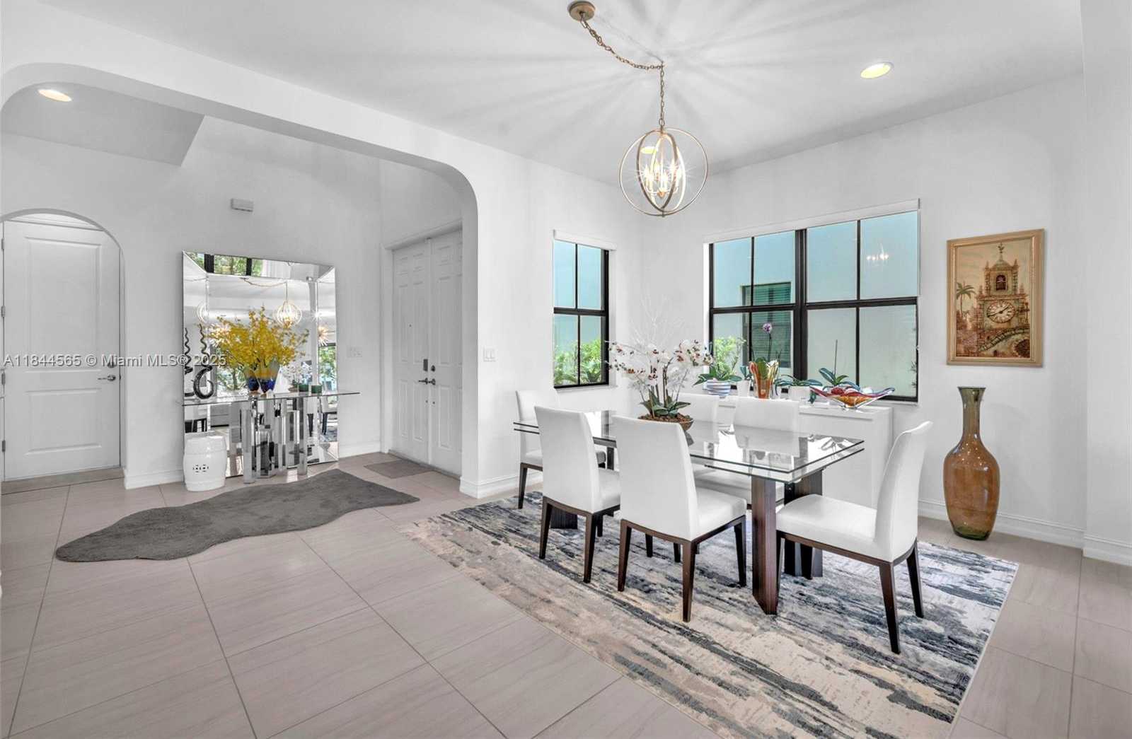 Small Image of 11824 SOUTH WEST 13TH CT, Pembroke Pines Number 7