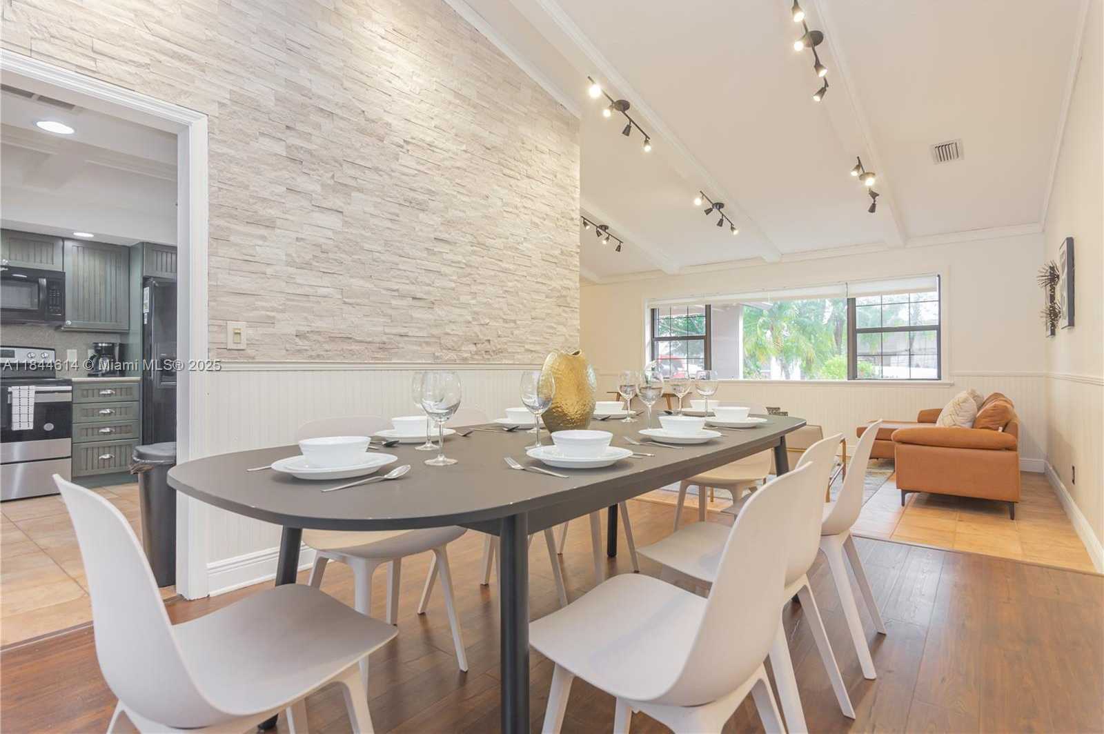 Small Image of 11945 SOUTH WEST 54TH ST, Cooper City Number 12