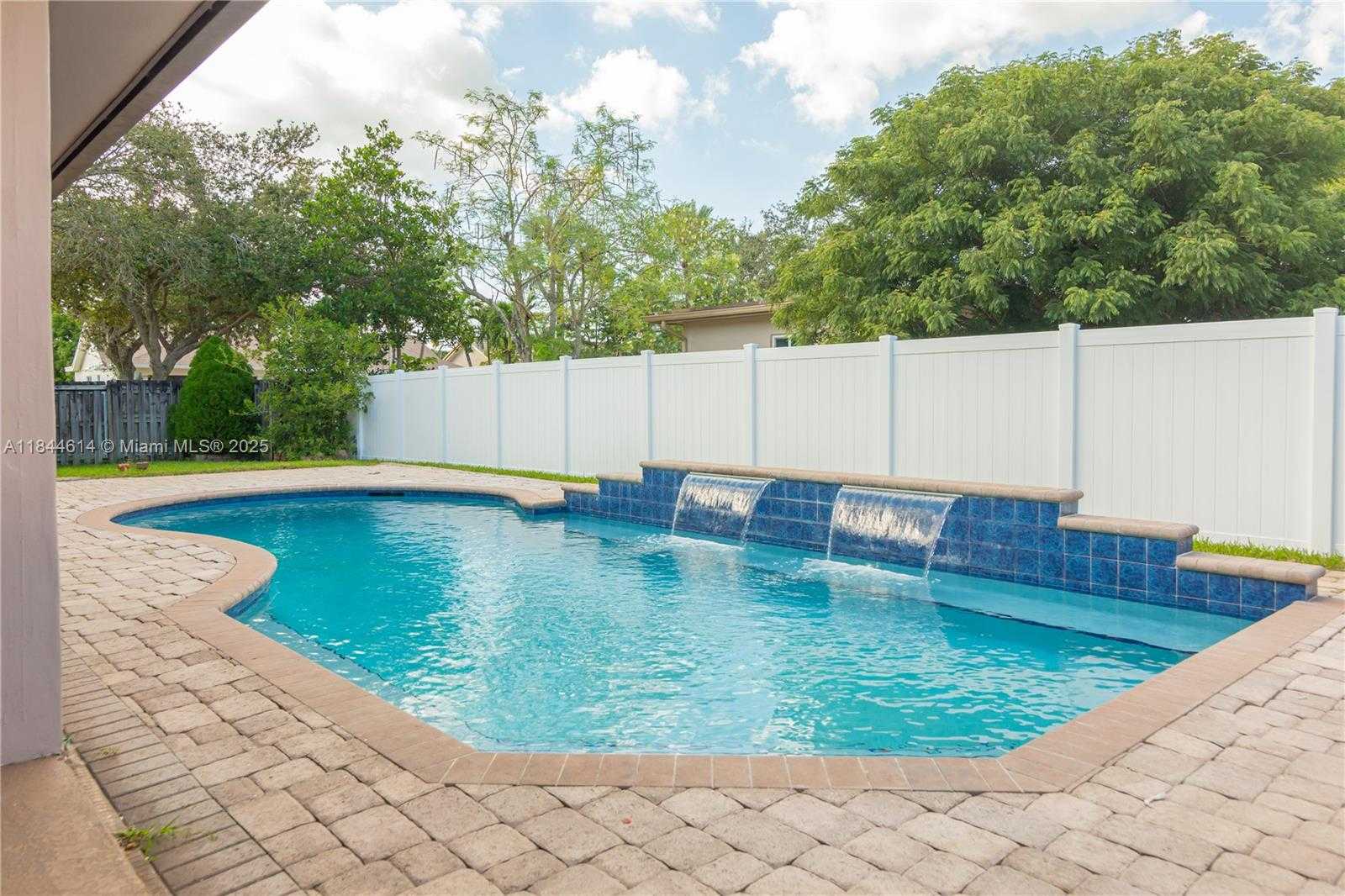 Small Image of 11945 SOUTH WEST 54TH ST, Cooper City Number 52