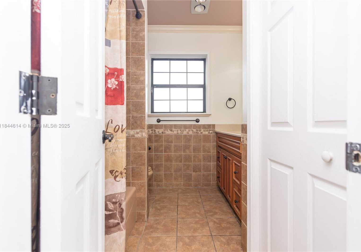 Small Image of 11945 SOUTH WEST 54TH ST, Cooper City Number 75