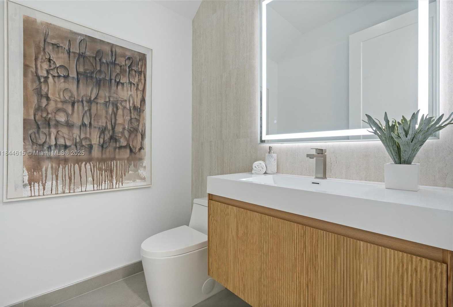 Small Image of 807 SOUTH WEST 12TH AVE, Fort Lauderdale Number 12