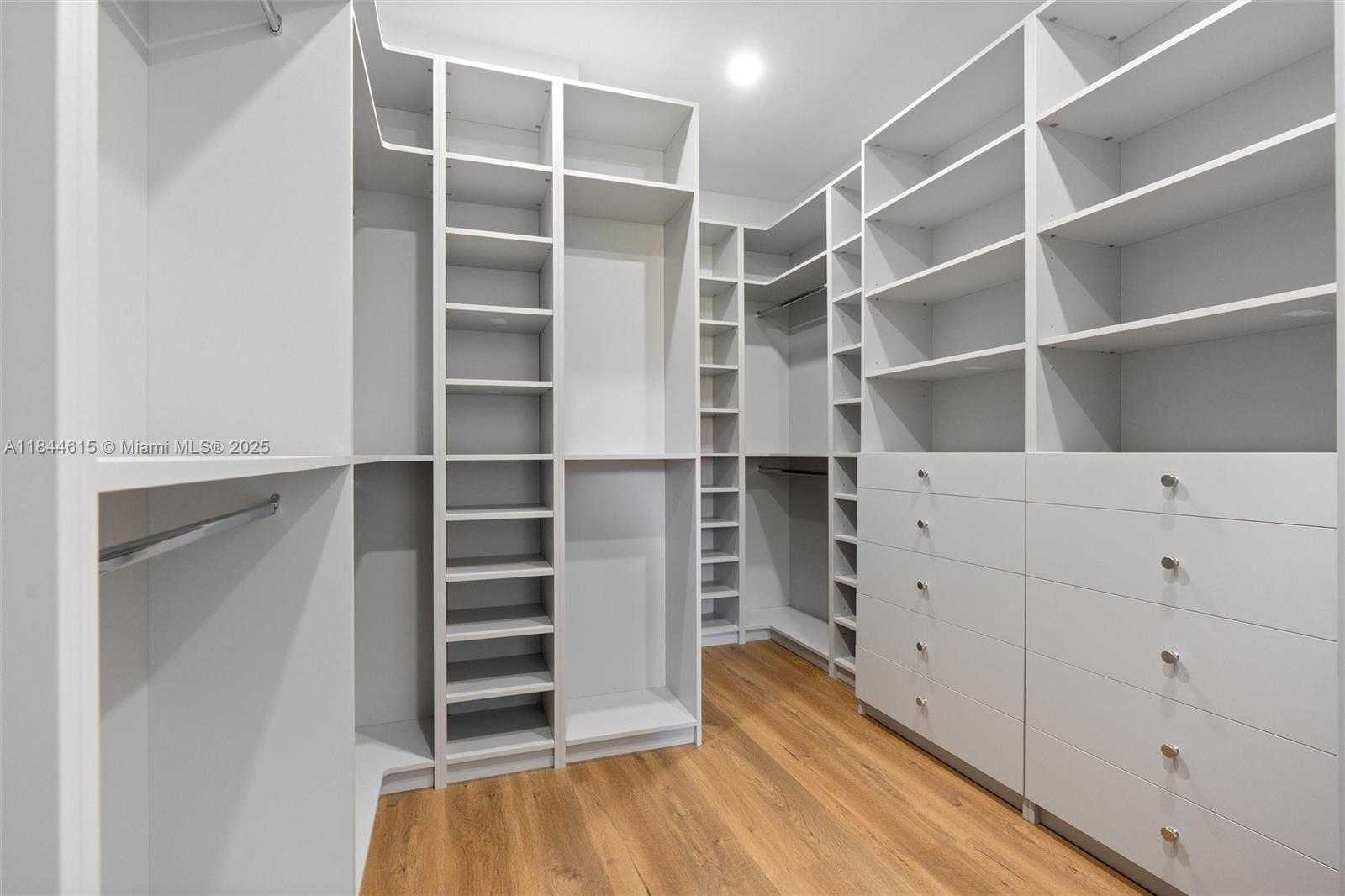 Small Image of 807 SOUTH WEST 12TH AVE, Fort Lauderdale Number 25