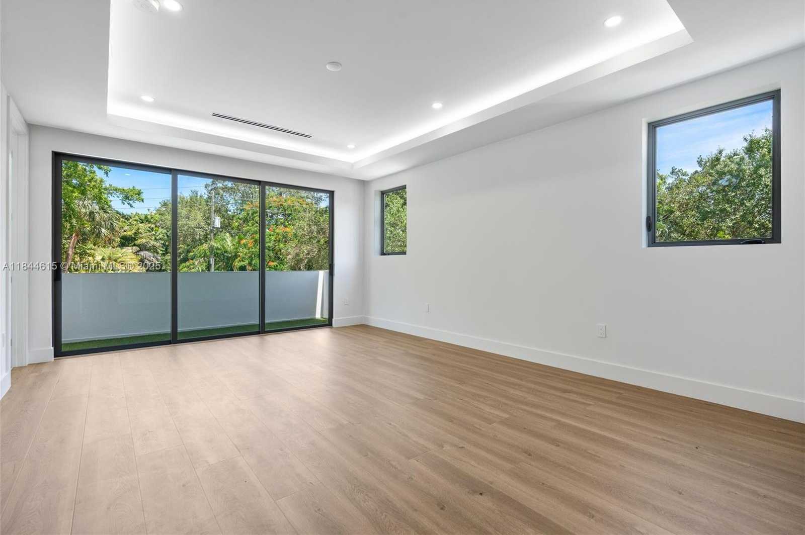 Small Image of 807 SOUTH WEST 12TH AVE, Fort Lauderdale Number 27