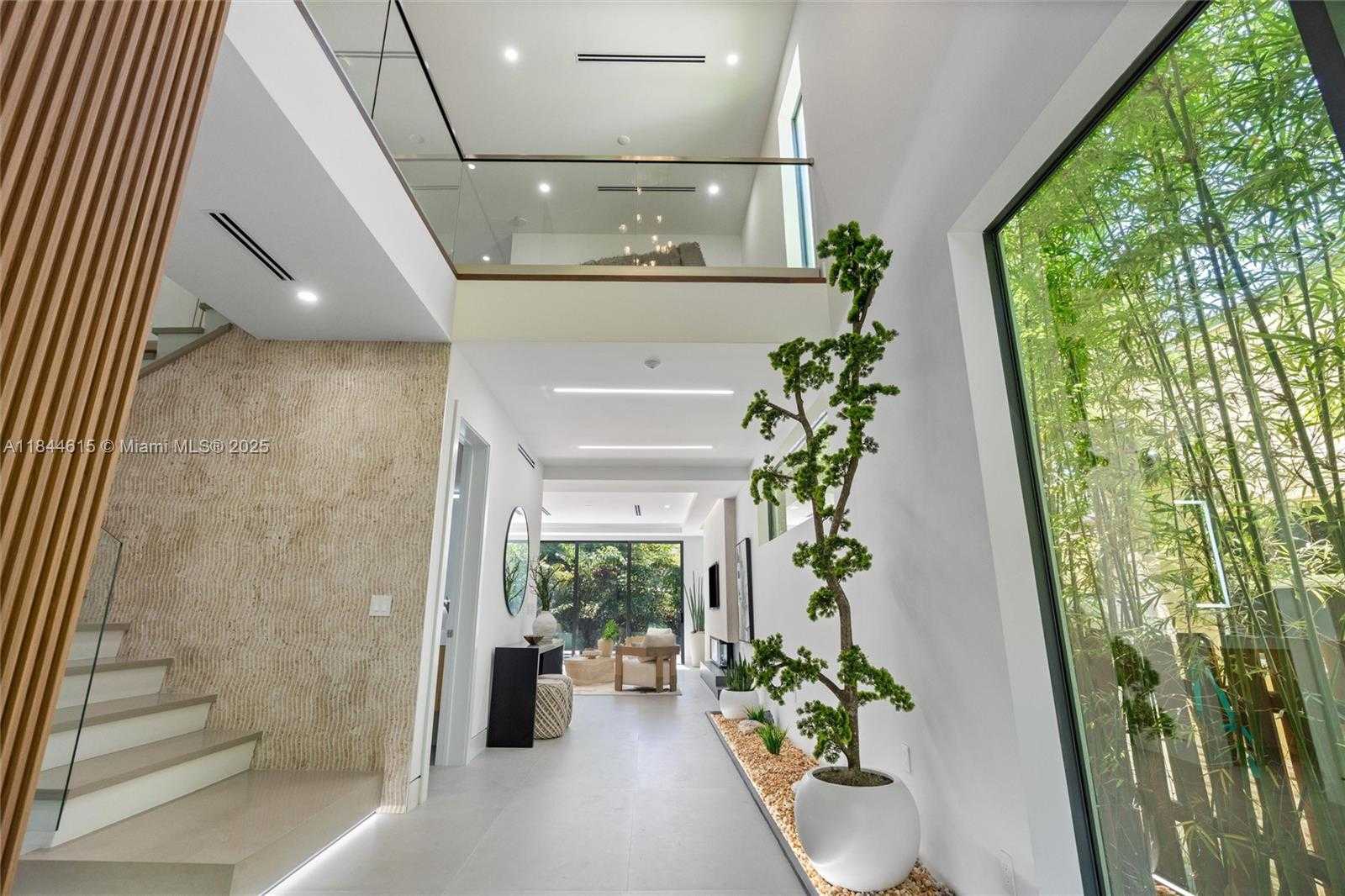 Small Image of 807 SOUTH WEST 12TH AVE, Fort Lauderdale Number 4