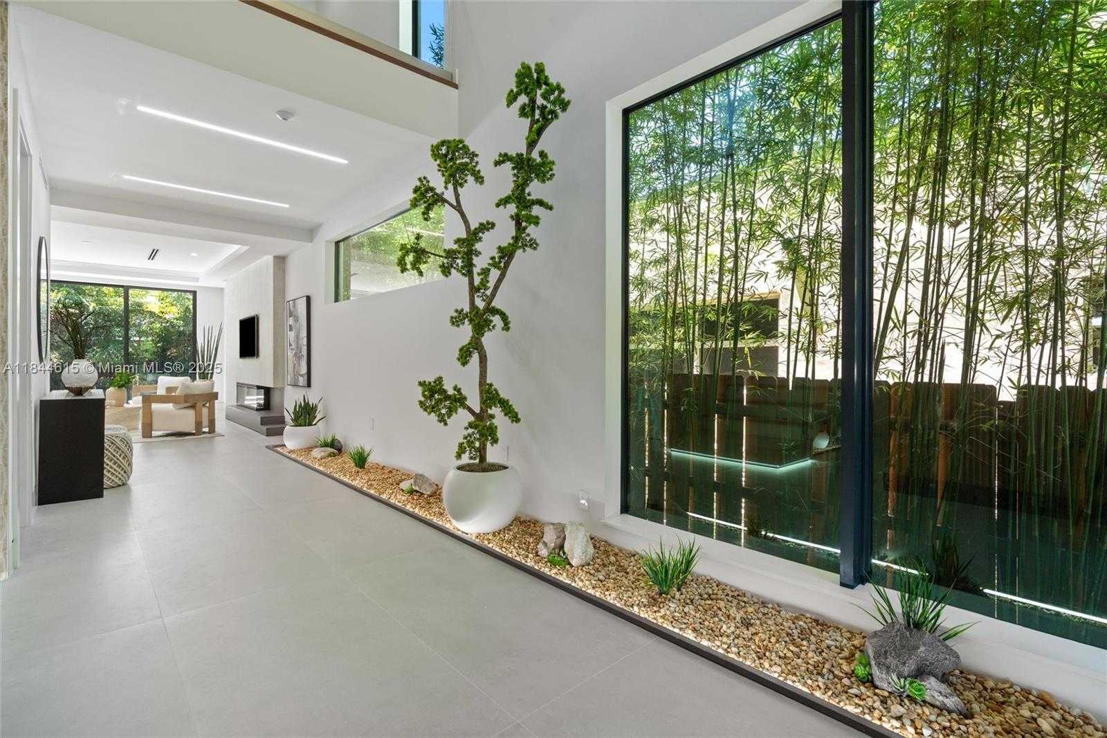 Small Image of 807 SOUTH WEST 12TH AVE, Fort Lauderdale Number 6