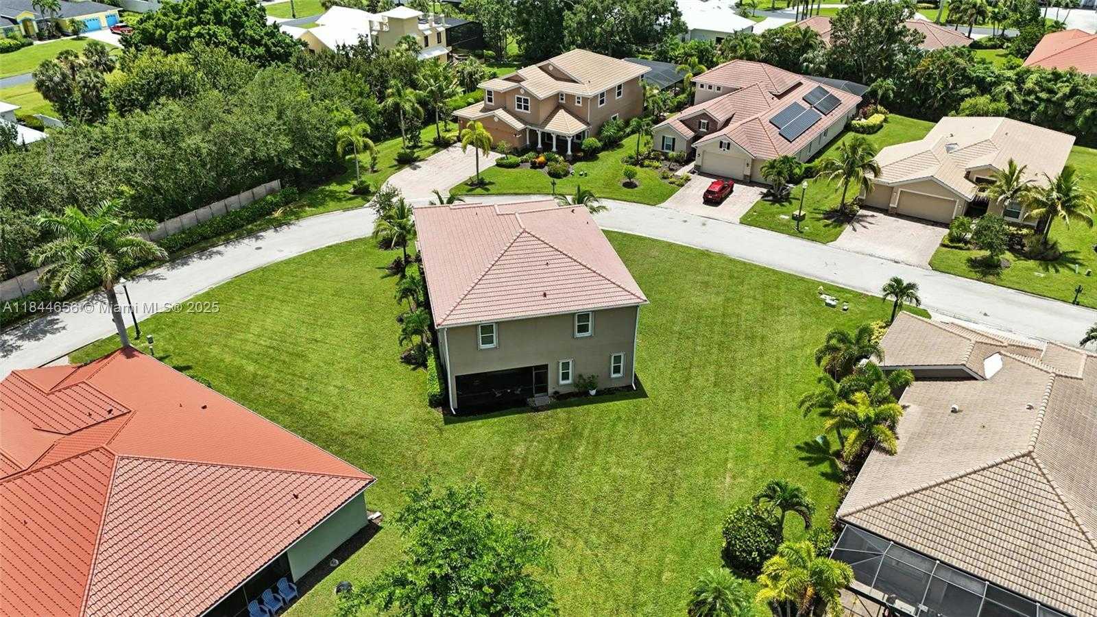 Small Image of Other City - In The State Of Florida Number 40
