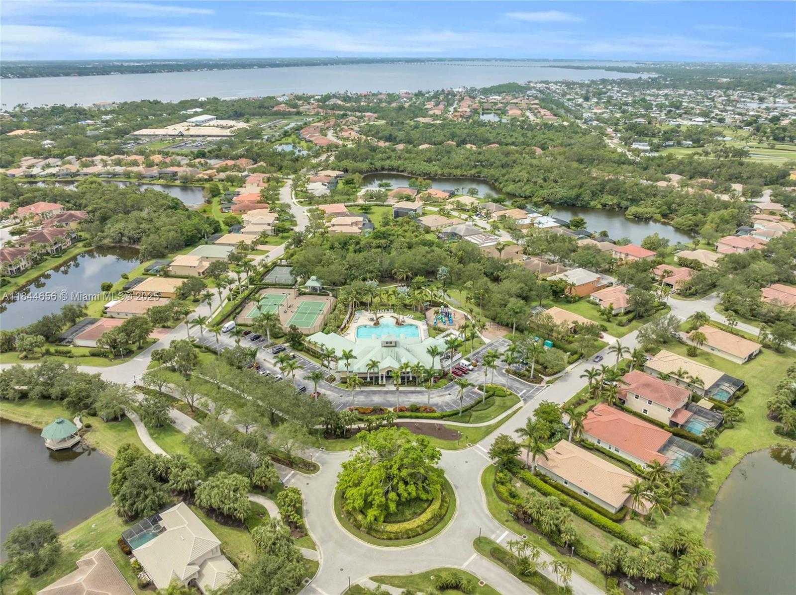 Small Image of Other City - In The State Of Florida Number 47
