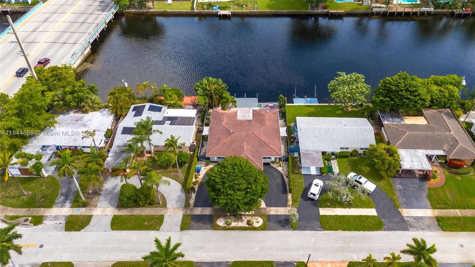 Small Image of 817 NORTH WEST 30TH ST, Fort Lauderdale Number 44