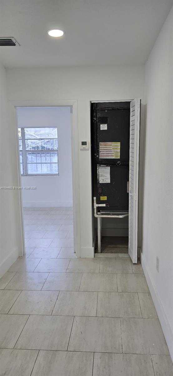 Small Image of 699 WEST 14TH ST, Hialeah Number 20