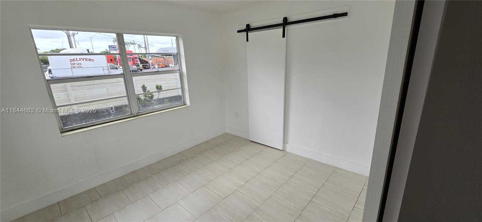 Small Image of 699 WEST 14TH ST, Hialeah Number 9