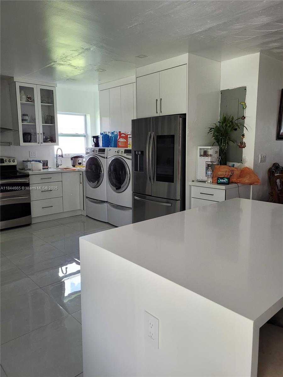 Small Image of 27220 SOUTH WEST 164TH CT, Homestead Number 7
