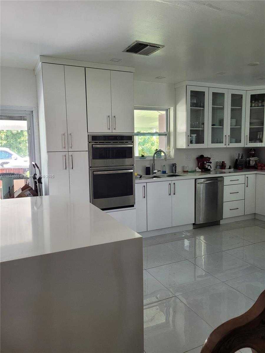 Small Image of 27220 SOUTH WEST 164TH CT, Homestead Number 9