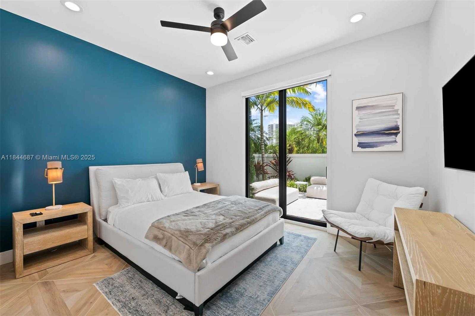 Small Image of 3400 NORTH EAST 25TH ST, Fort Lauderdale Number 13