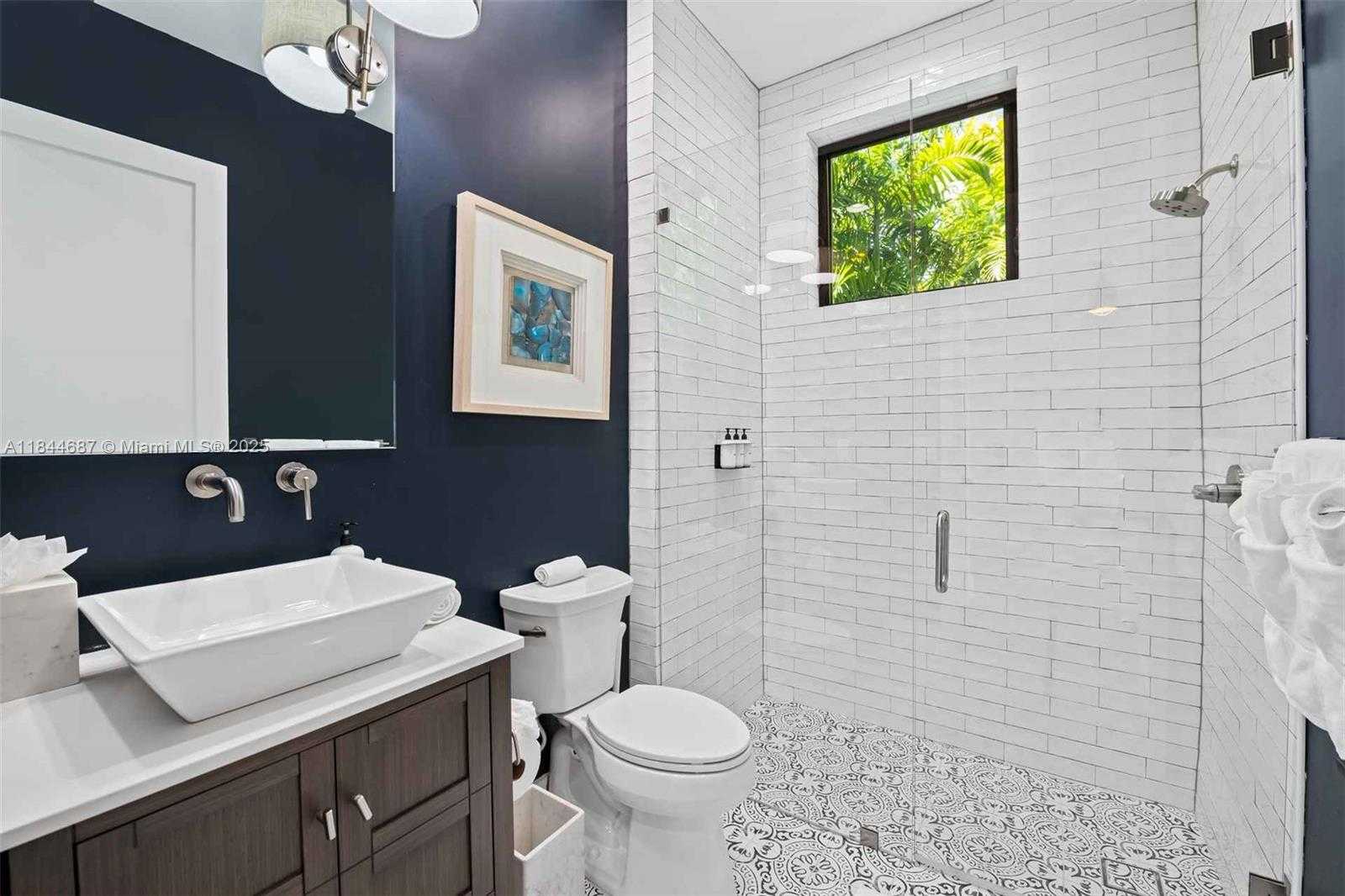 Small Image of 3400 NORTH EAST 25TH ST, Fort Lauderdale Number 15