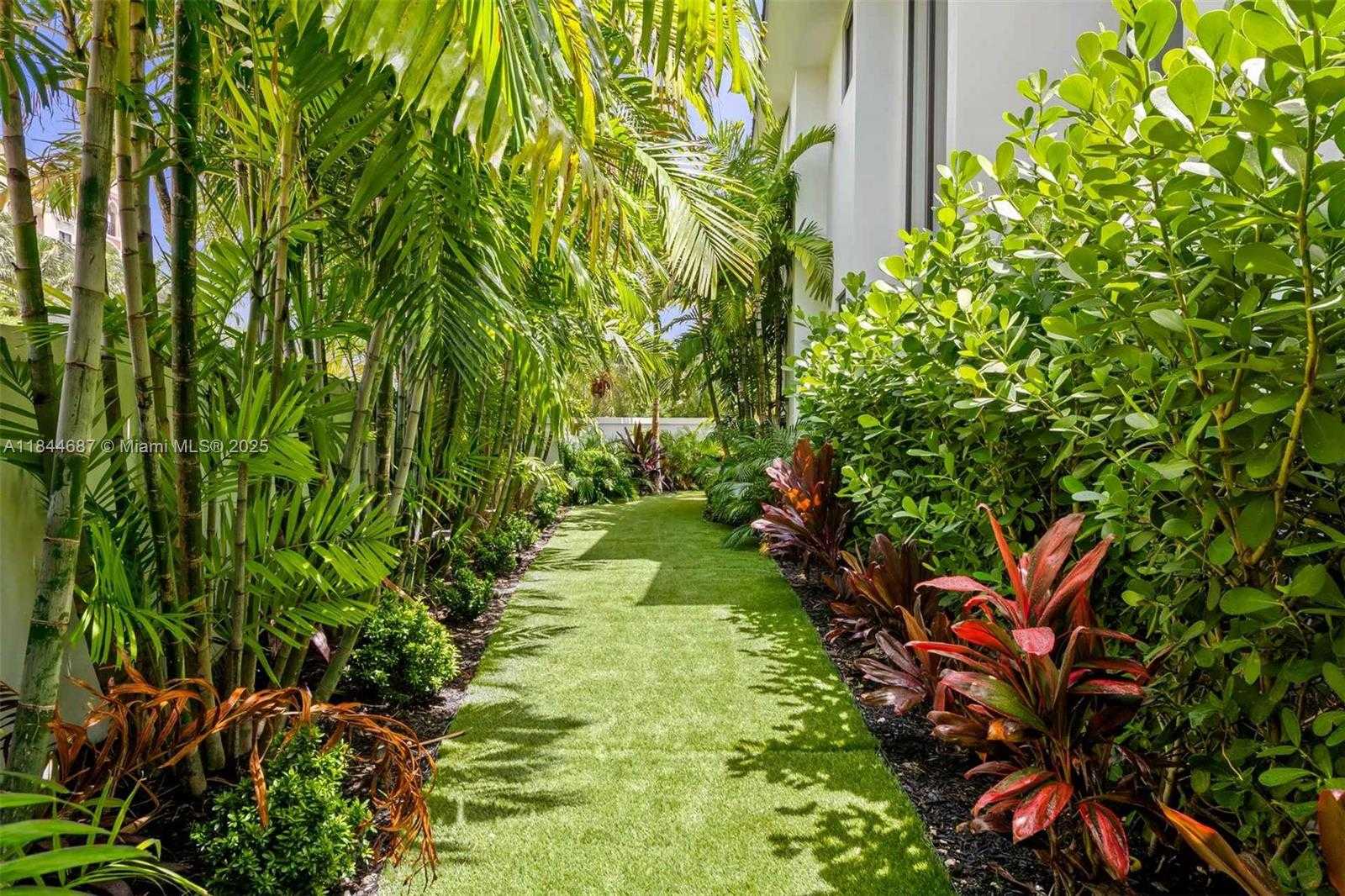 Small Image of 3400 NORTH EAST 25TH ST, Fort Lauderdale Number 30