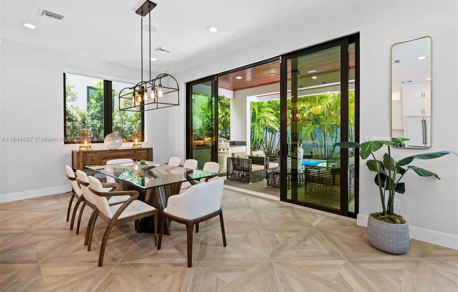 Small Image of 3400 NORTH EAST 25TH ST, Fort Lauderdale Number 4