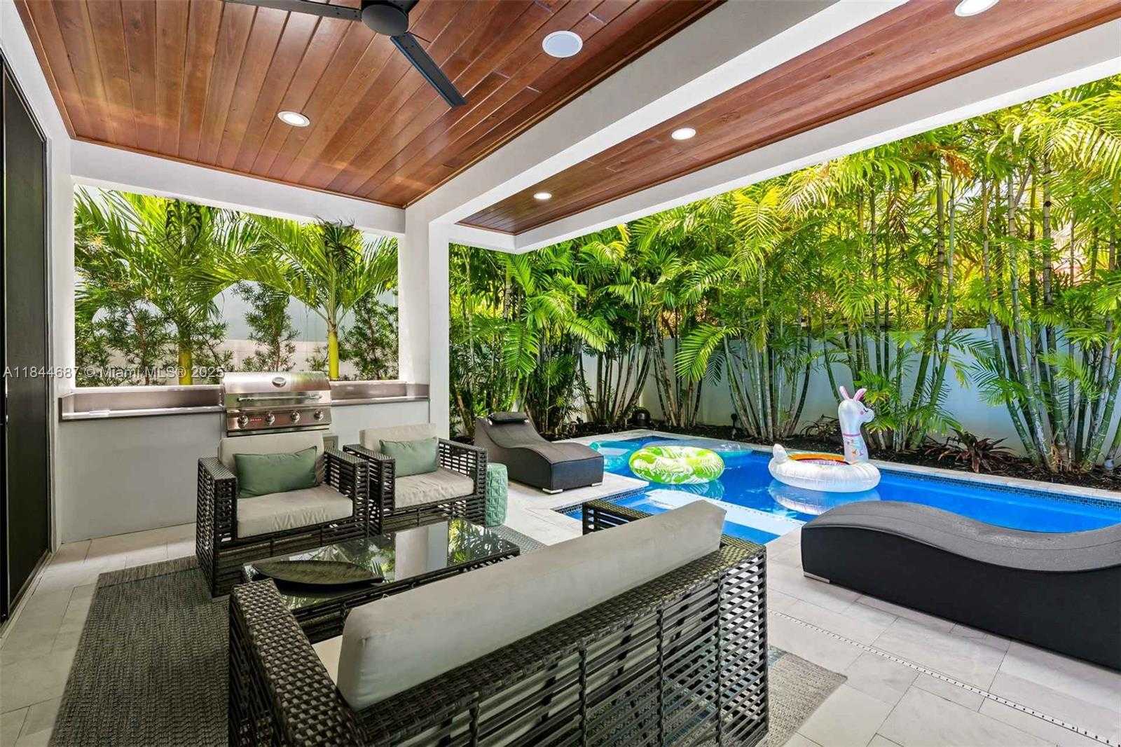 Small Image of 3400 NORTH EAST 25TH ST, Fort Lauderdale Number 6