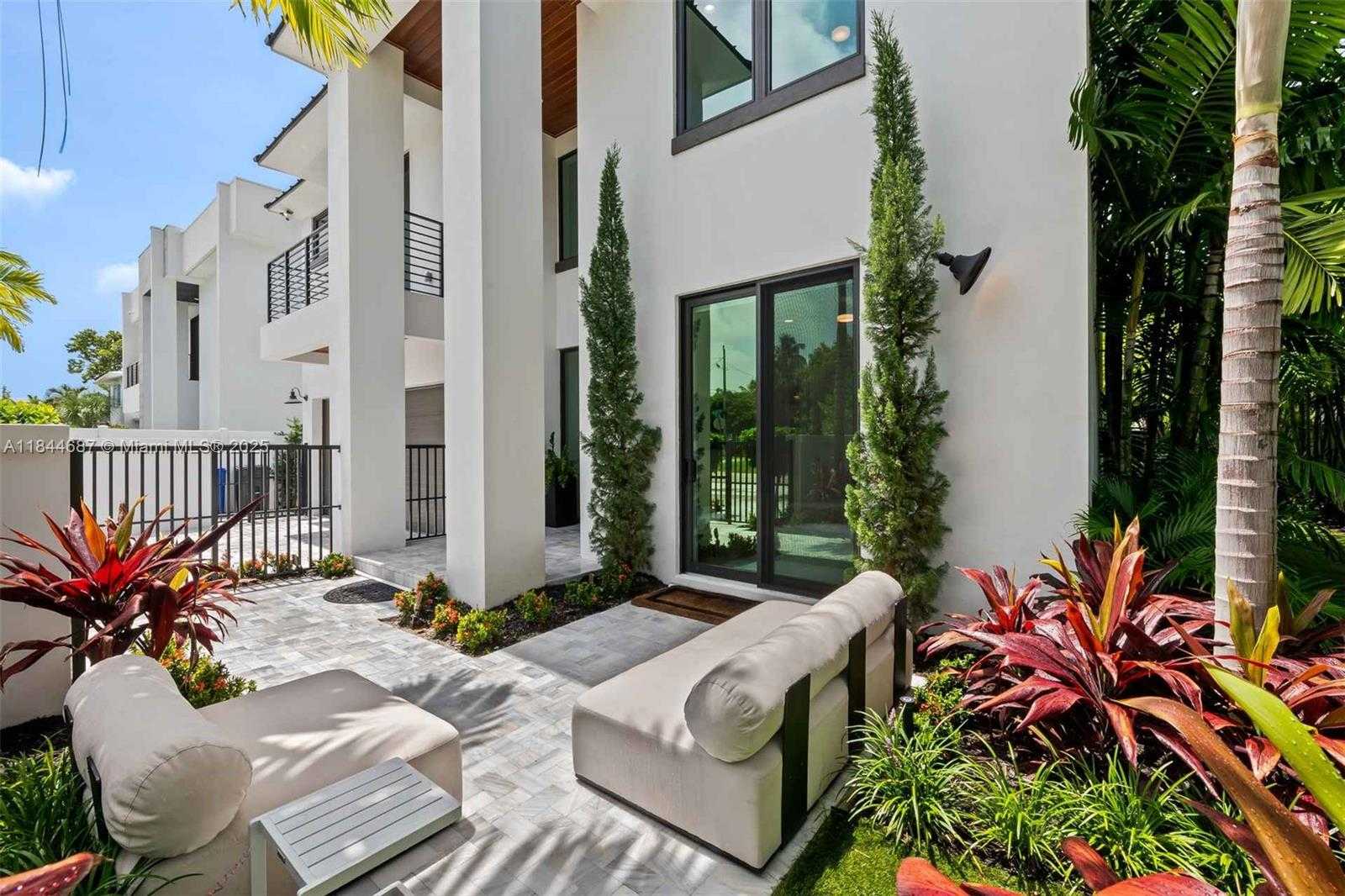 Small Image of 3400 NORTH EAST 25TH ST, Fort Lauderdale Number 8