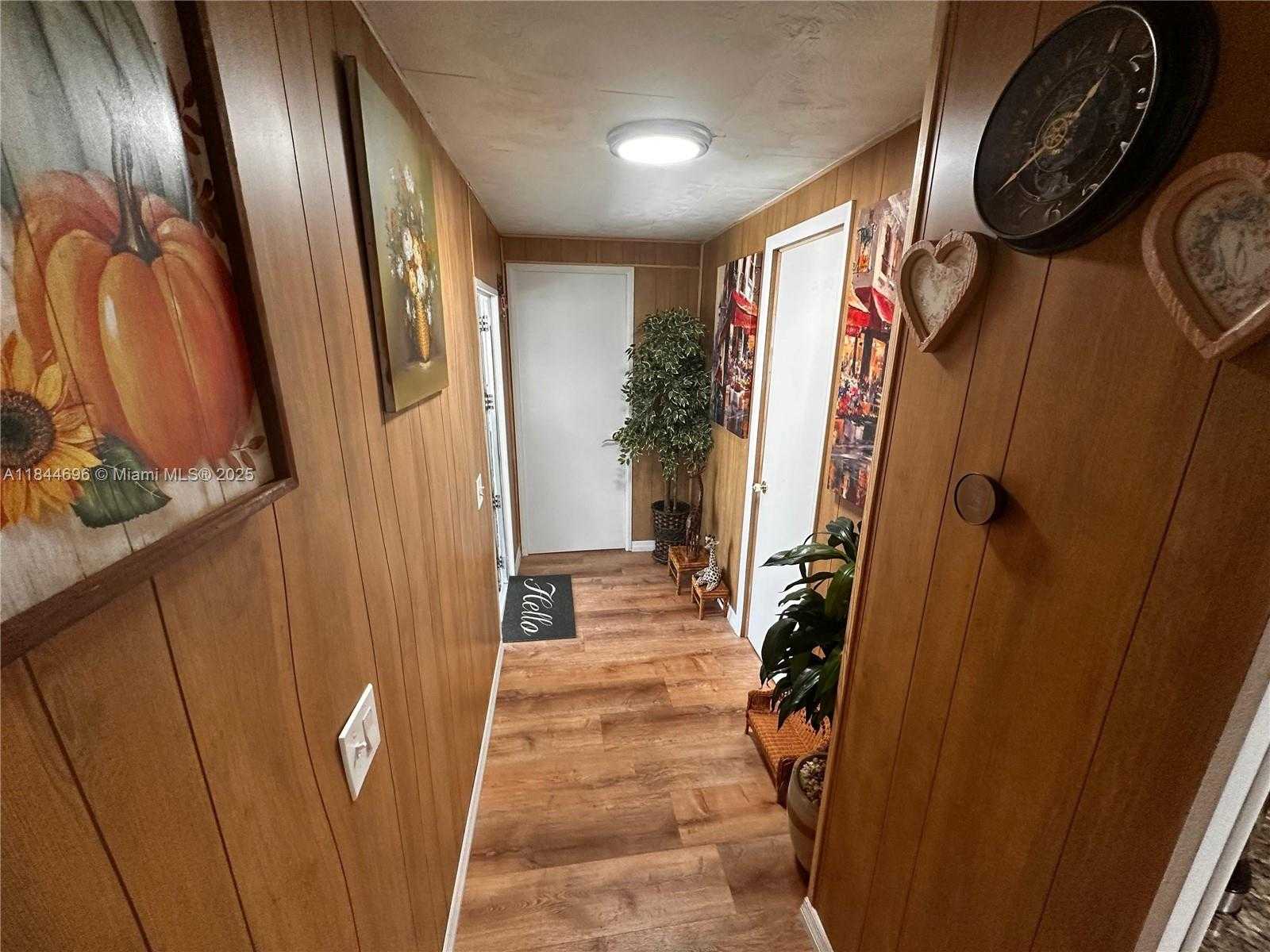 Small Image of 3229 FLORIDA ST, Hollywood Number 17