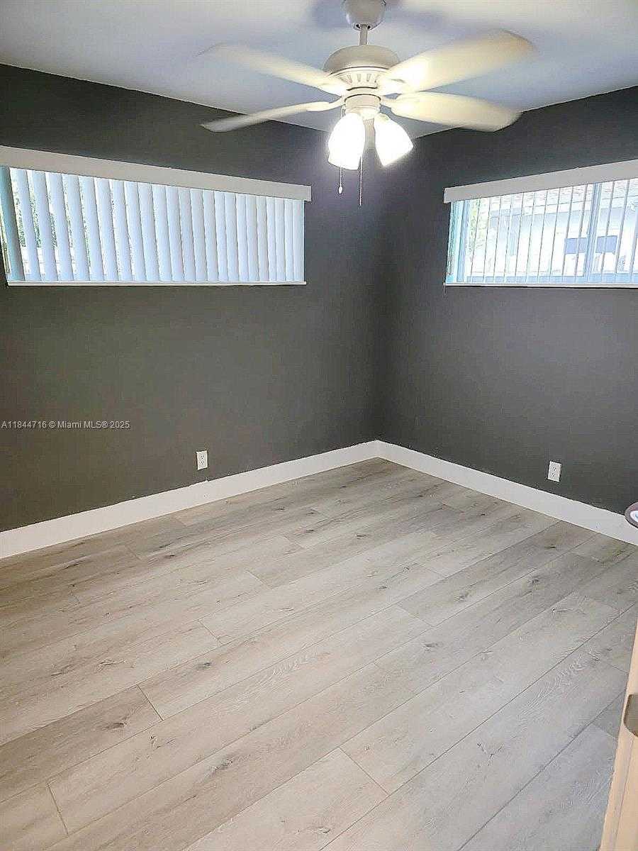 Small Image of 3331 NORTH 66TH AVE, Hollywood Number 11