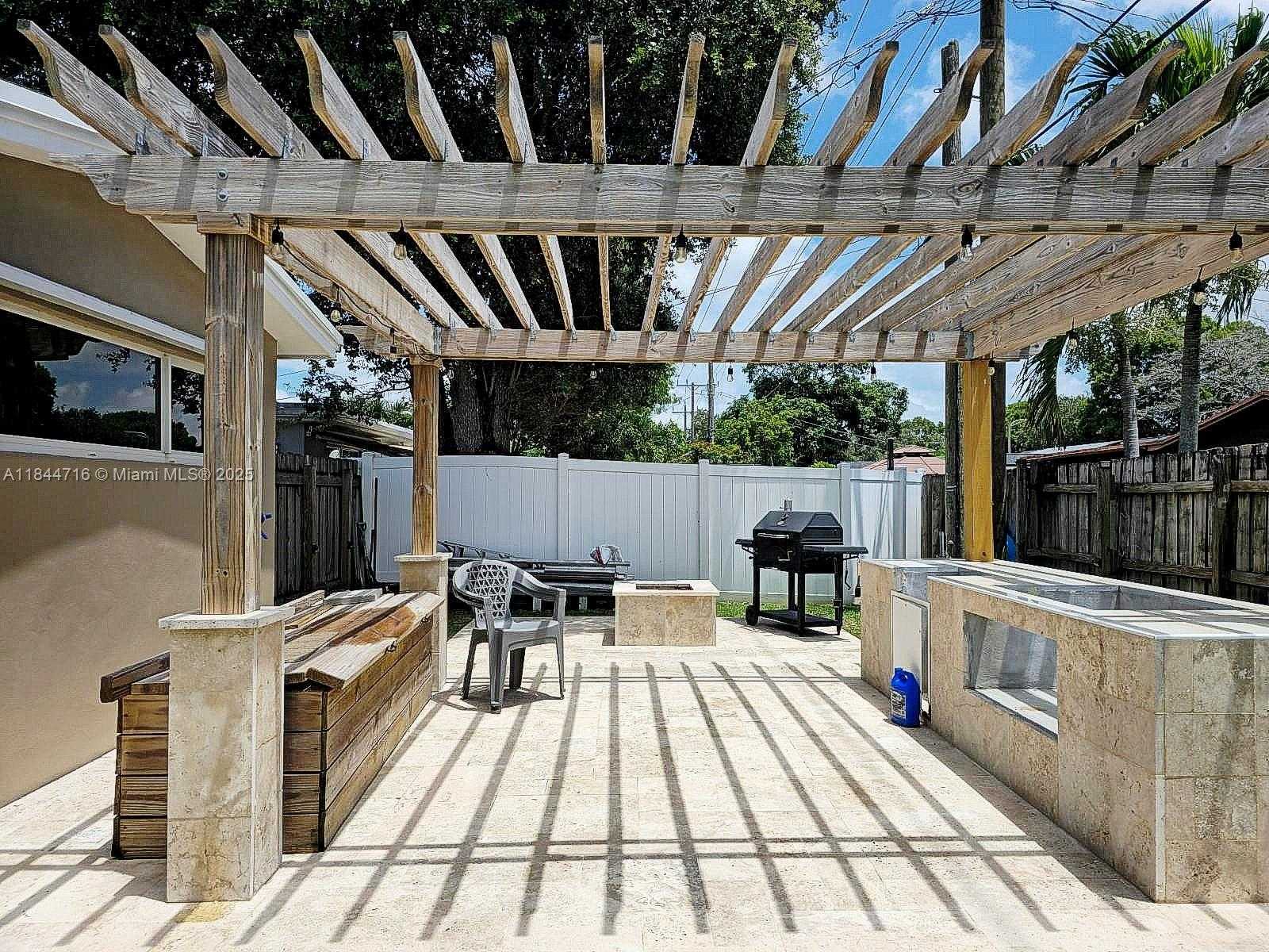Small Image of 3331 NORTH 66TH AVE, Hollywood Number 14