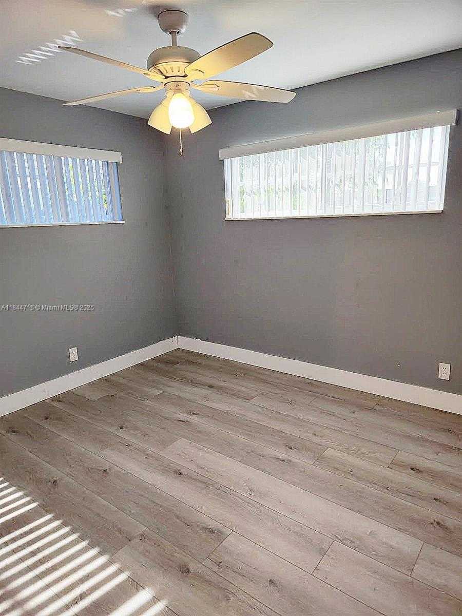 Small Image of 3331 NORTH 66TH AVE, Hollywood Number 8