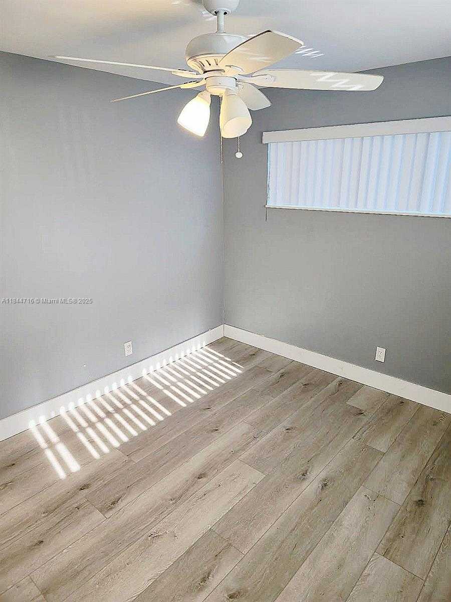 Small Image of 3331 NORTH 66TH AVE, Hollywood Number 9