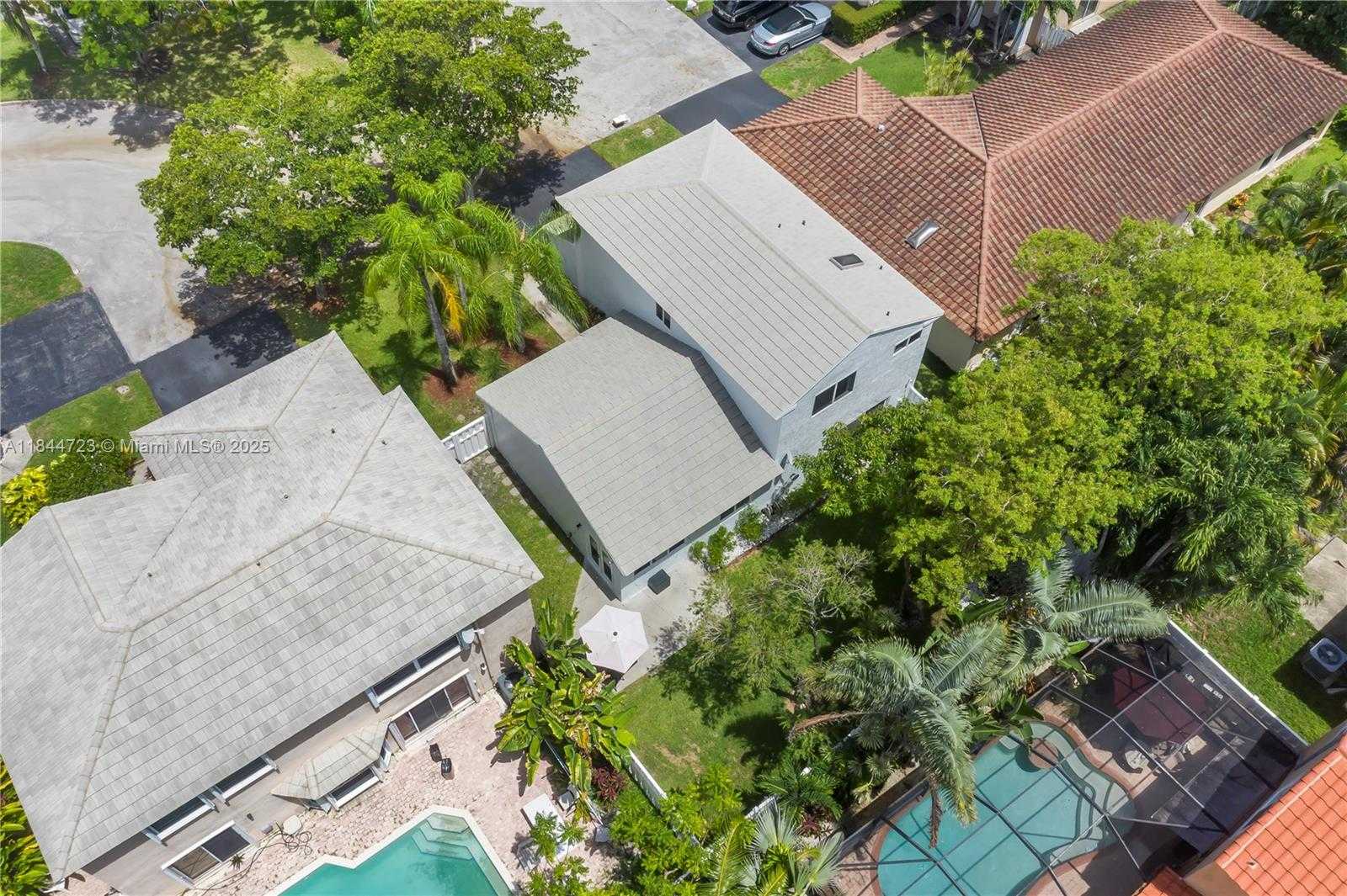 Small Image of 9536 NORTH WEST 9TH CT, Plantation Number 28