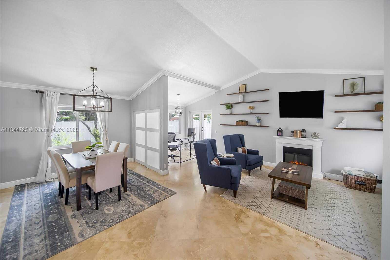 Small Image of 9536 NORTH WEST 9TH CT, Plantation Number 3