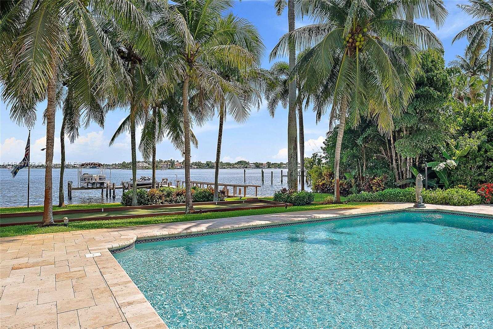 Small Image of 5900 PENNOCK POINT RD, Jupiter Number 8