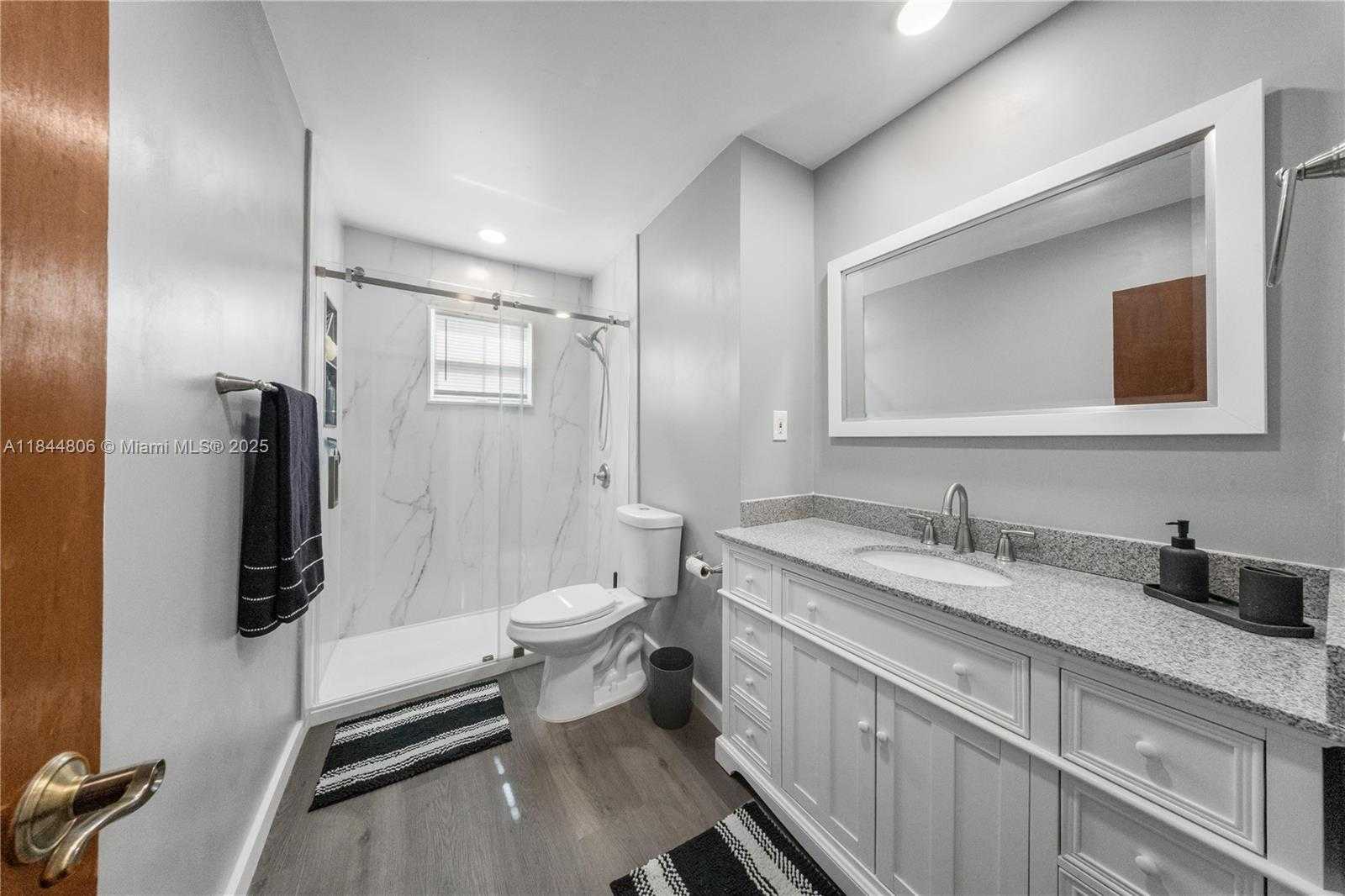 Small Image of 14801 SOUTH WEST 31ST CT, Davie Number 21