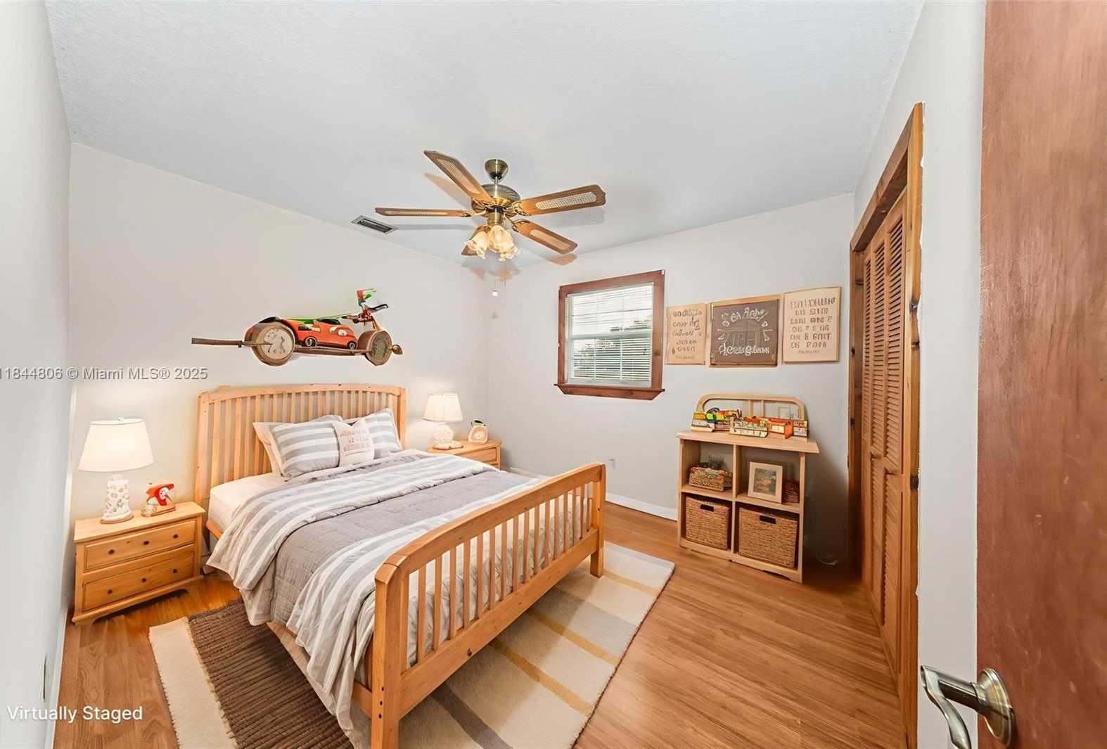 Small Image of 14801 SOUTH WEST 31ST CT, Davie Number 22