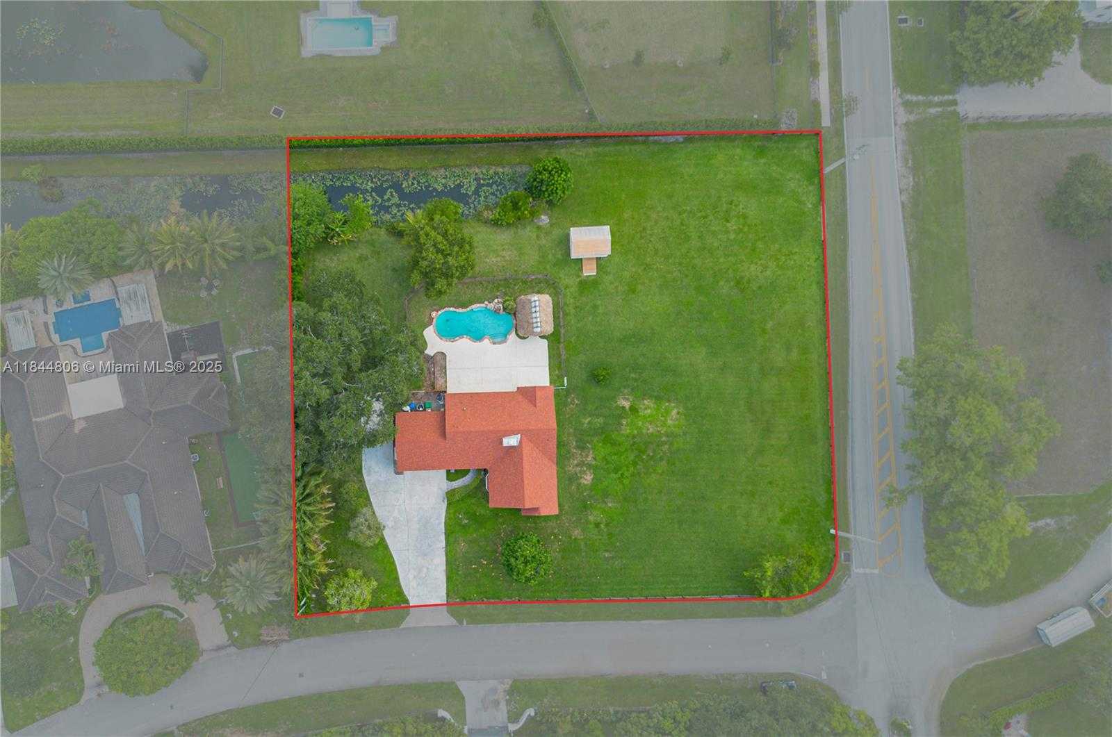 Small Image of 14801 SOUTH WEST 31ST CT, Davie Number 3