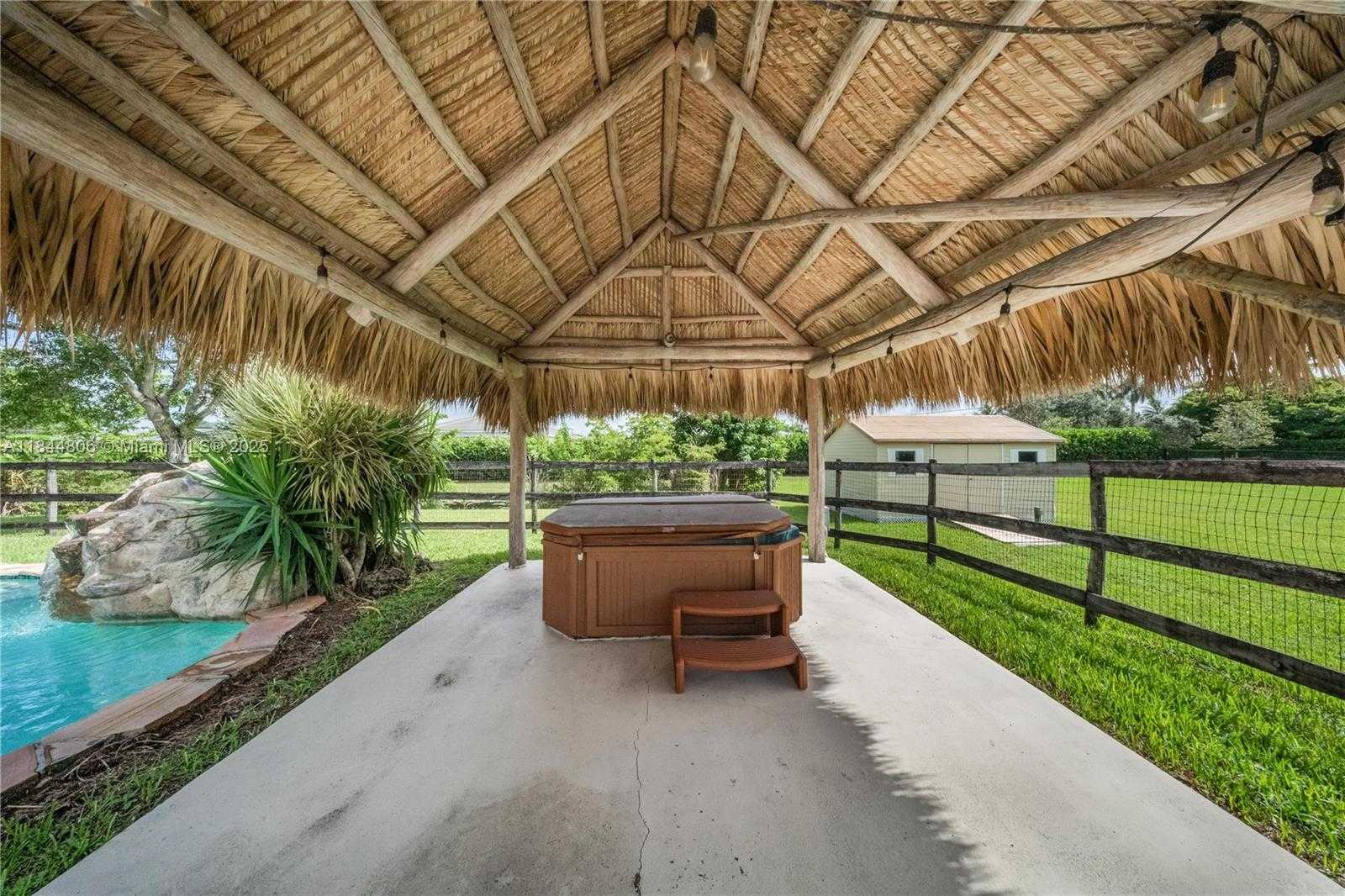 Small Image of 14801 SOUTH WEST 31ST CT, Davie Number 31