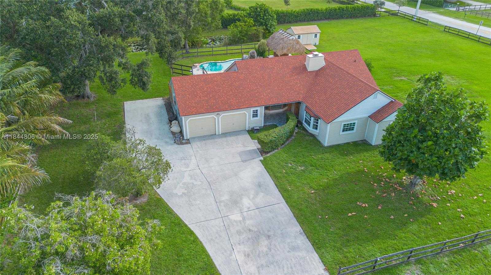 Small Image of 14801 SOUTH WEST 31ST CT, Davie Number 43