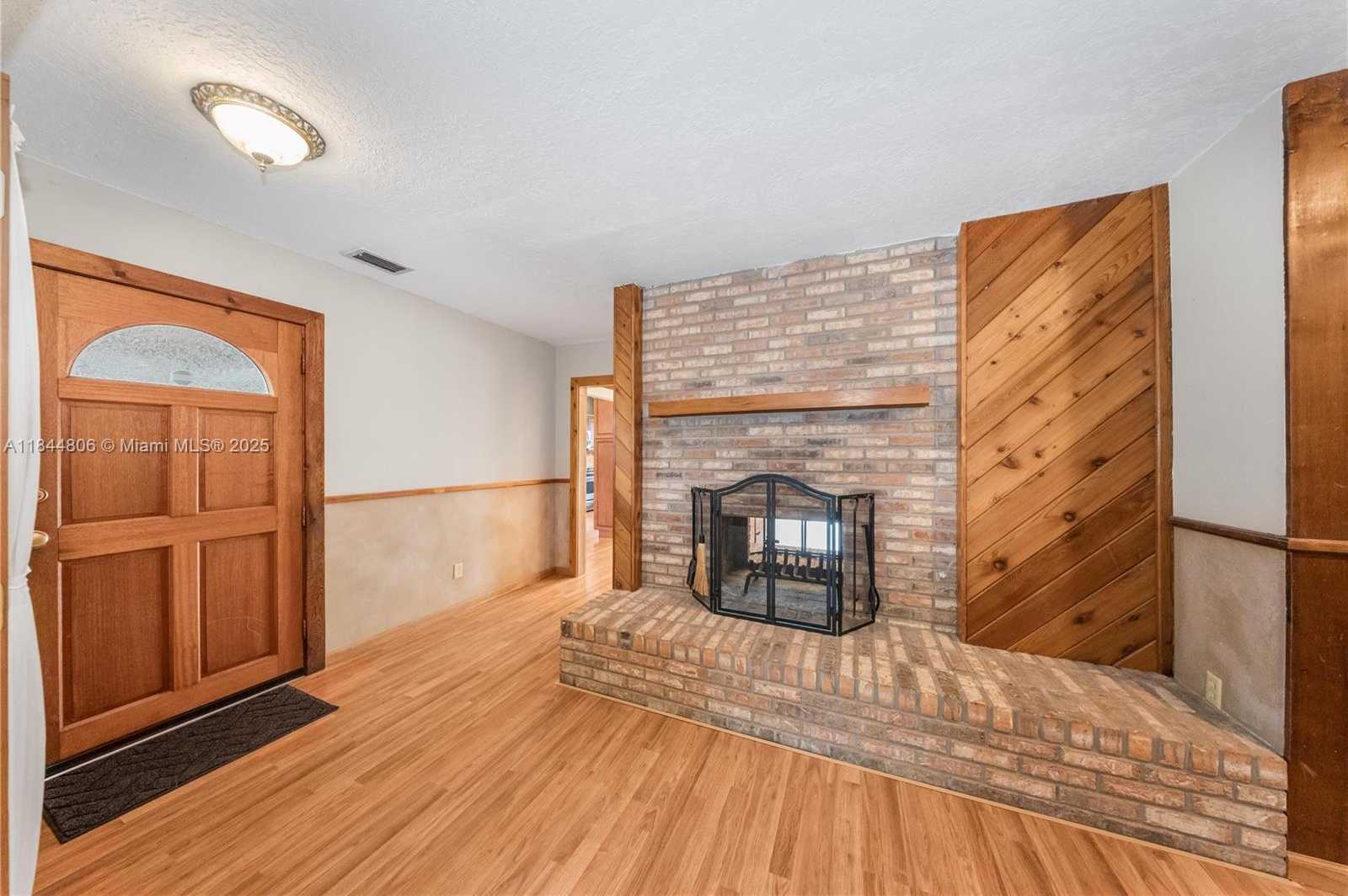 Small Image of 14801 SOUTH WEST 31ST CT, Davie Number 6