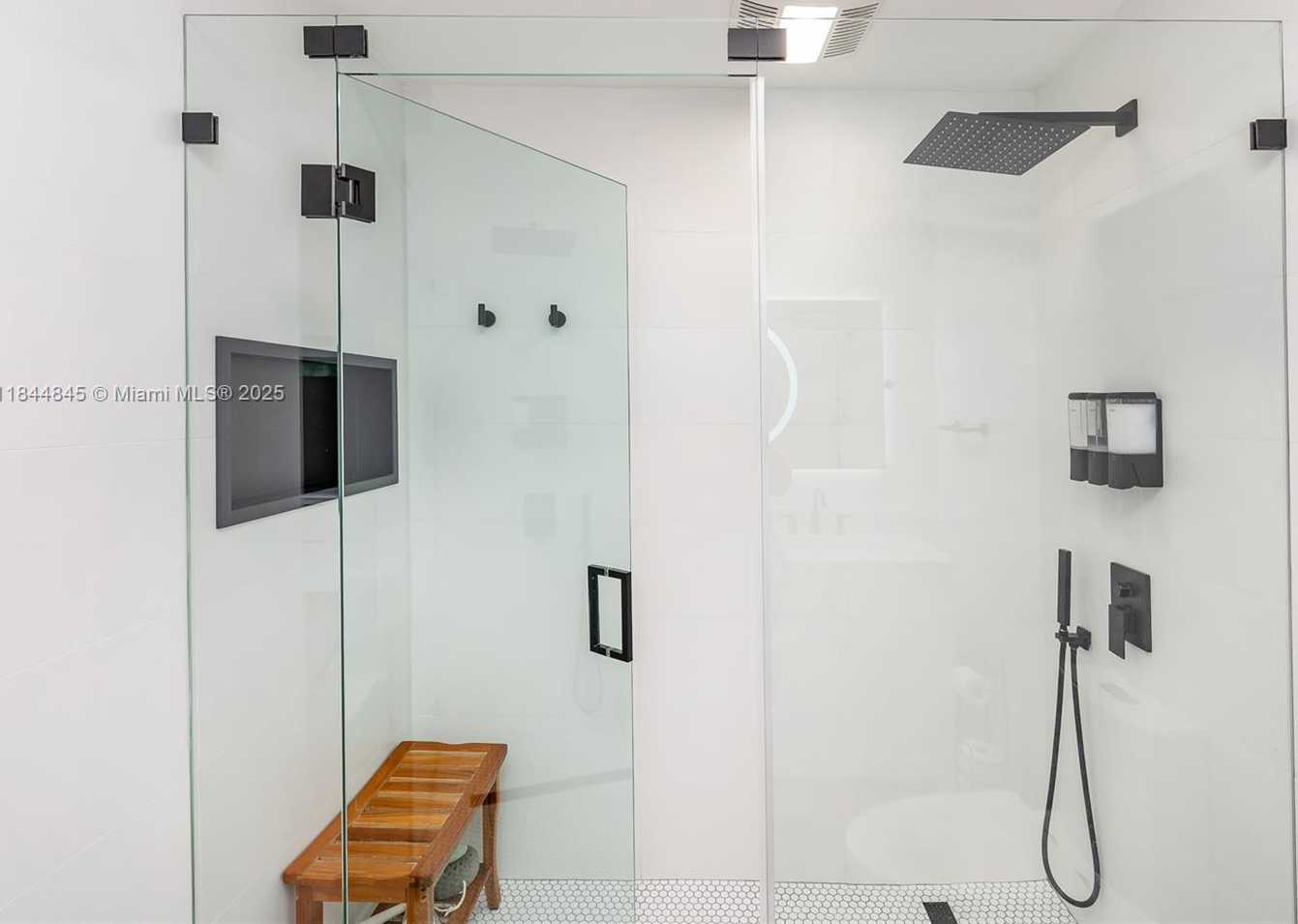 Small Image of 117 SOUTH ROYAL POINCIANA BLVD, Miami Springs Number 27