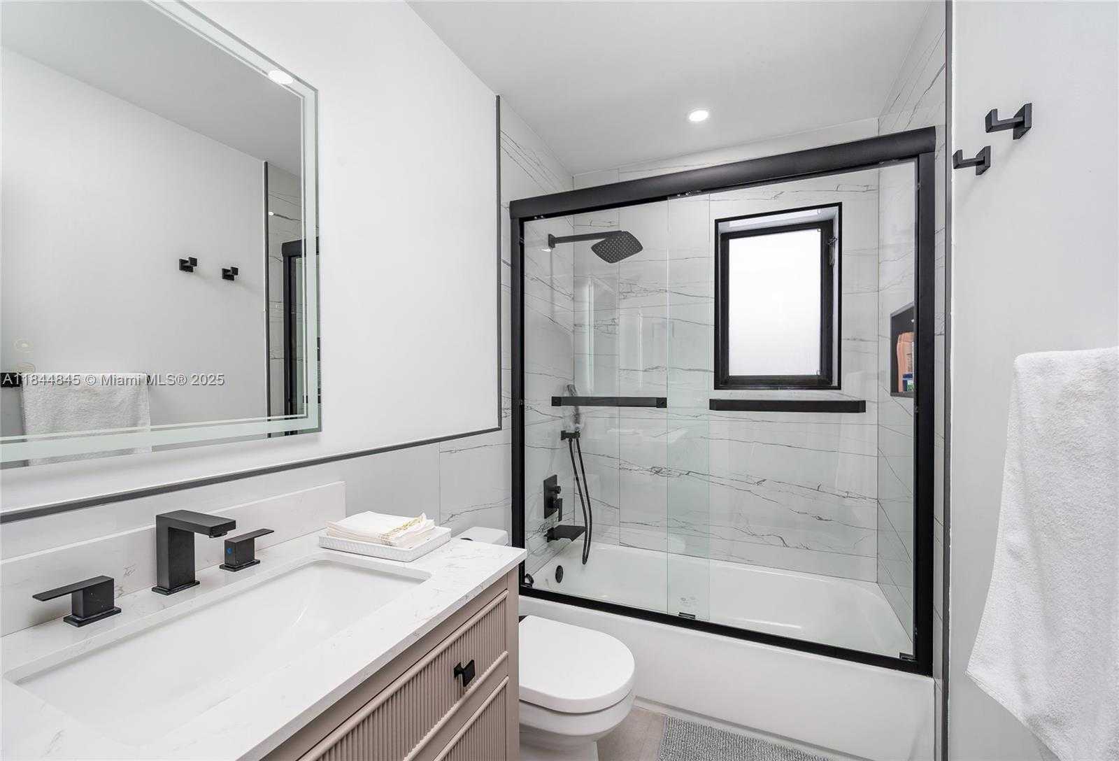 Small Image of 117 SOUTH ROYAL POINCIANA BLVD, Miami Springs Number 30