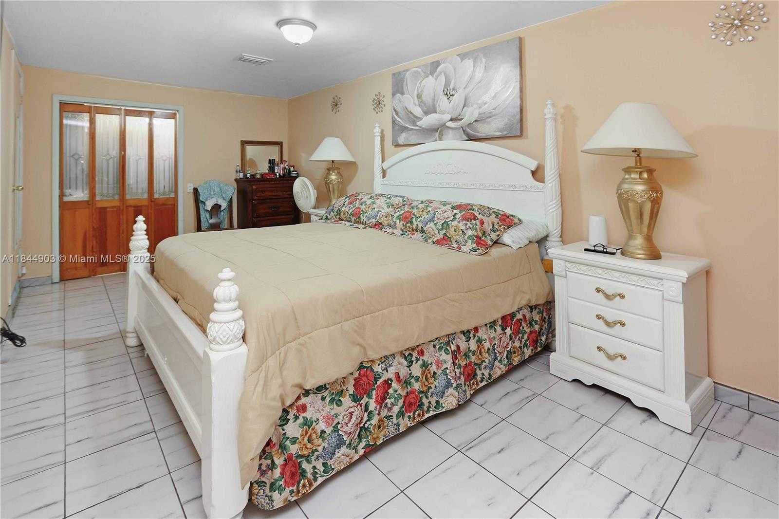 Small Image of 192 WEST 33RD ST, Hialeah Number 15