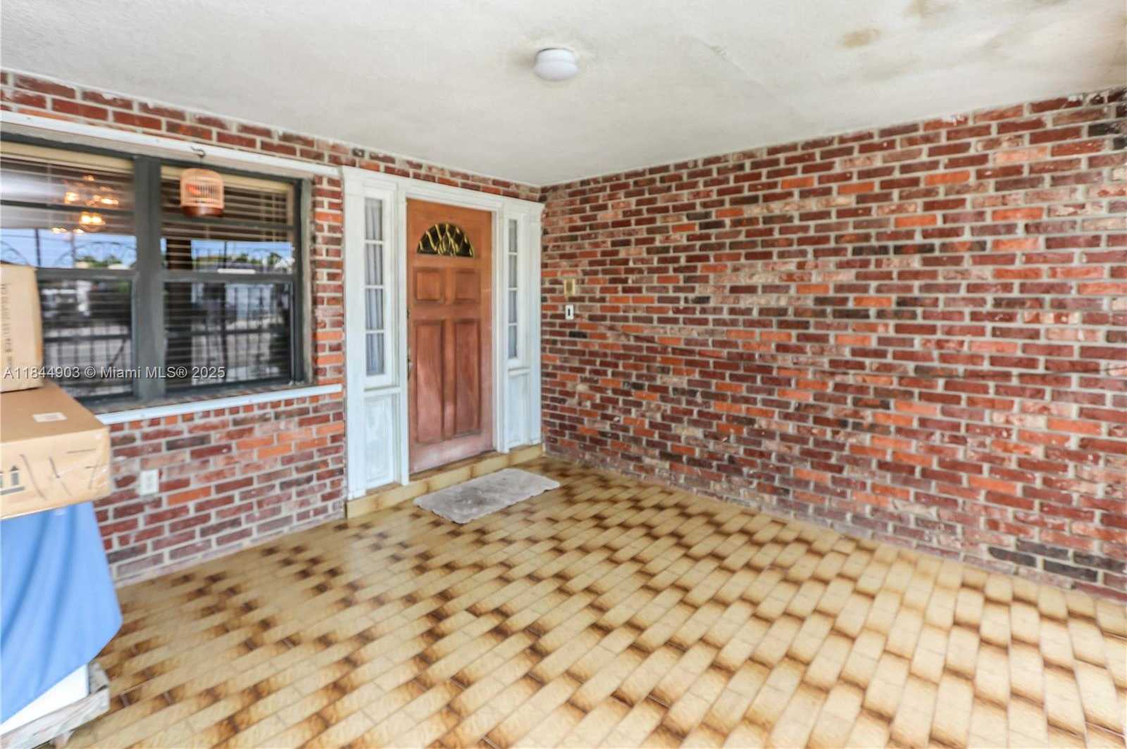 Small Image of 192 WEST 33RD ST, Hialeah Number 6