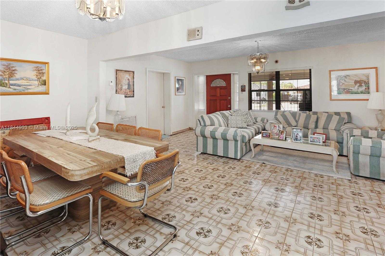 Small Image of 192 WEST 33RD ST, Hialeah Number 9